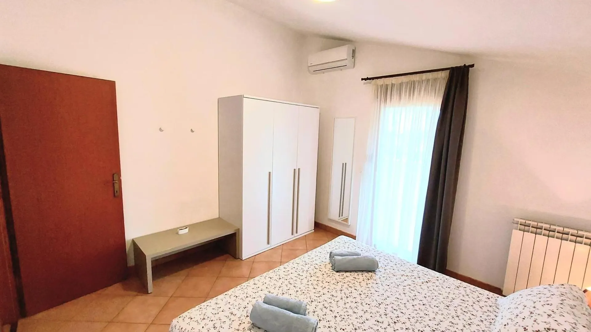 Apartments With A Parking Space Rovinj - 24279
